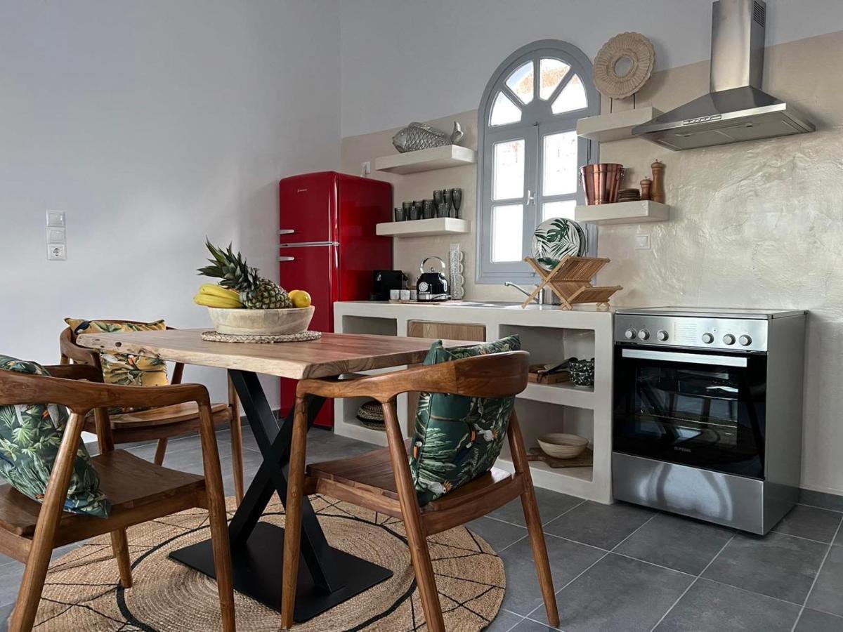 Divino Suites (Adults Only) Fira  Eksteriør bilde