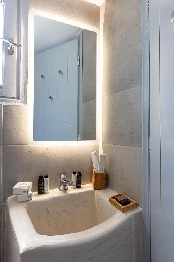Divino Suites (Adults Only) Fira  Eksteriør bilde
